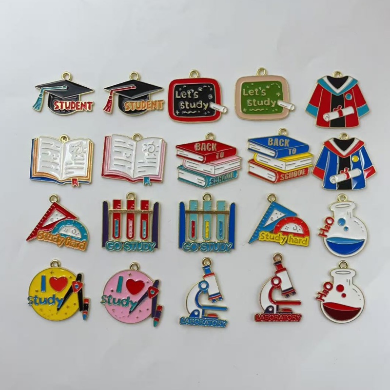 Jewelry Making Books - 10 Buah Aksesori Musim Wisuda Topi