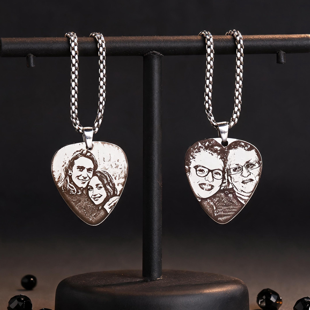 Kalung Liontin Foto Pasangan C - Making Custom Jewelry ulasan dan harga